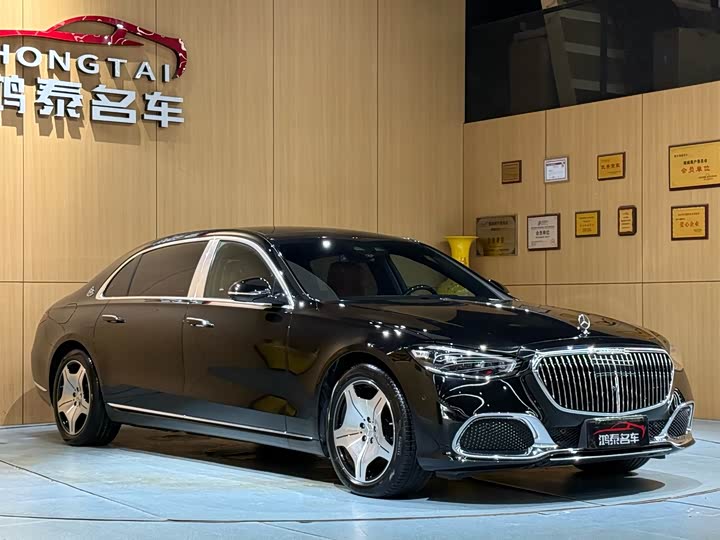 Фото 3 - Mercedes-Benz Maybach S-Class