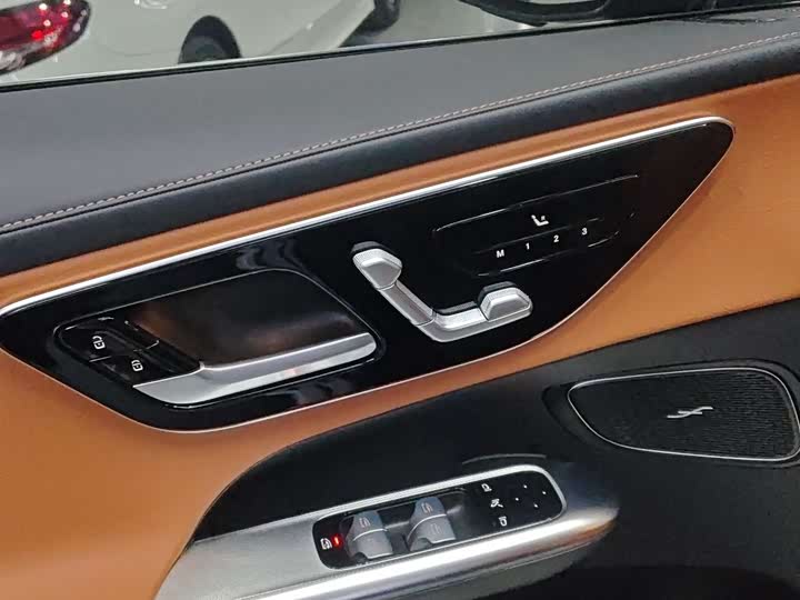 Фото 7 - Mercedes-Benz GLC-Class