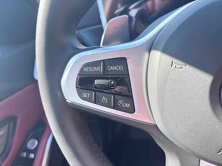 Фото 9 - BMW 3 Series