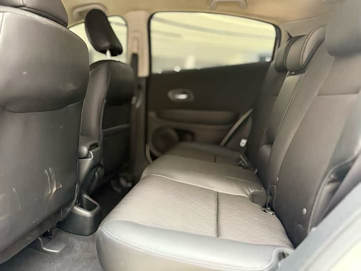 Фото 5 - Honda Vezel