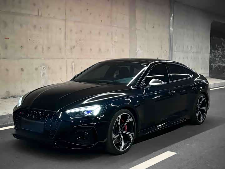 Фото 1 - Audi RS 5