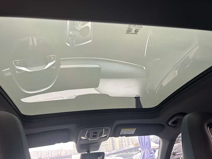 Фото 7 - MG Motor 7