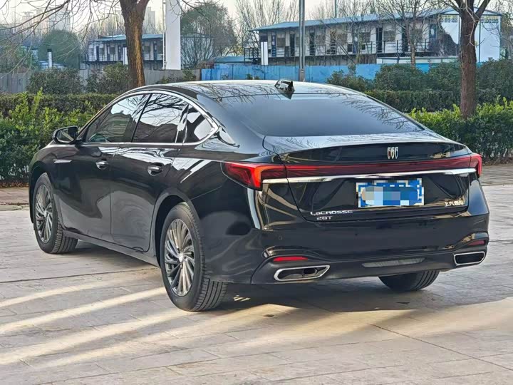 Фото 9 - Buick LaCrosse