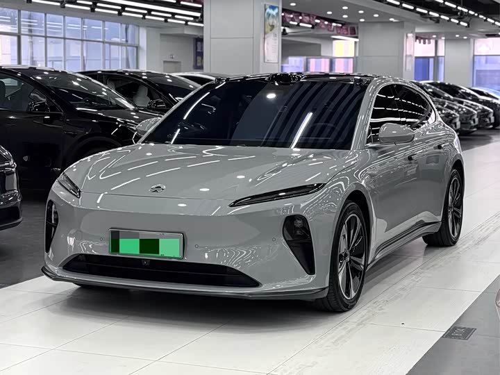 Фото 2 - Nio ET5T