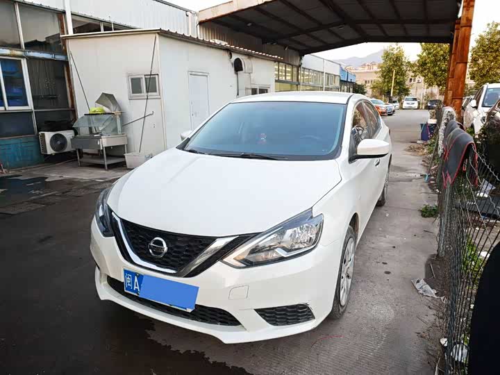 Фото 2 - Nissan Sylphy