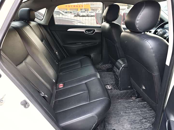 Фото 4 - Nissan Sylphy