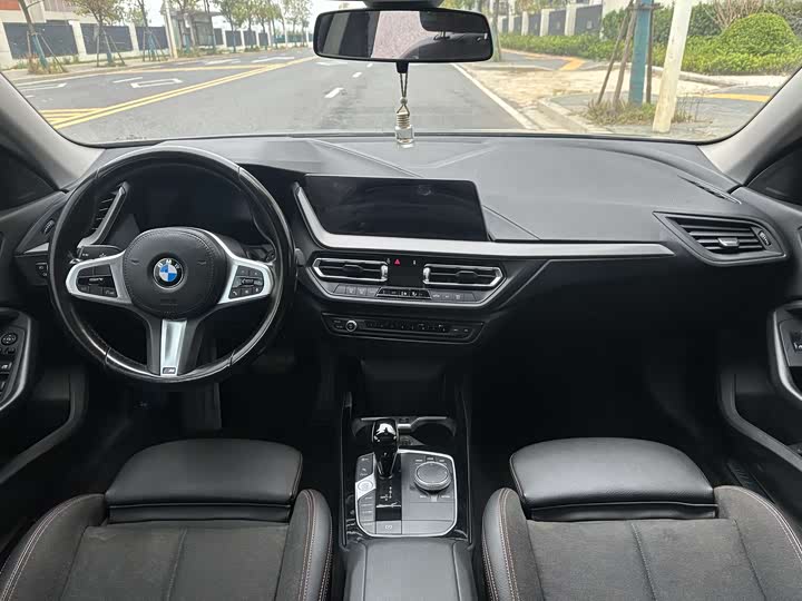 Фото 9 - BMW 2 Series