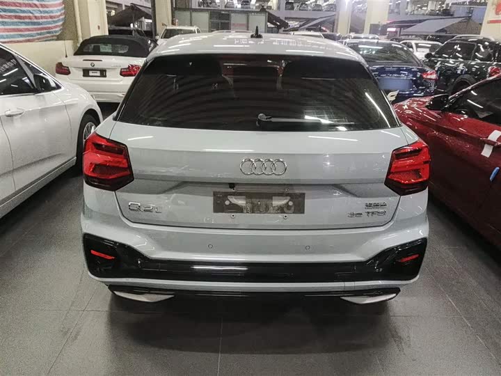 Фото 6 - Audi Q2L