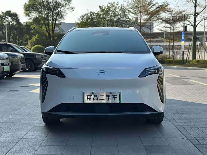 Фото 2 - GAC Aion Y