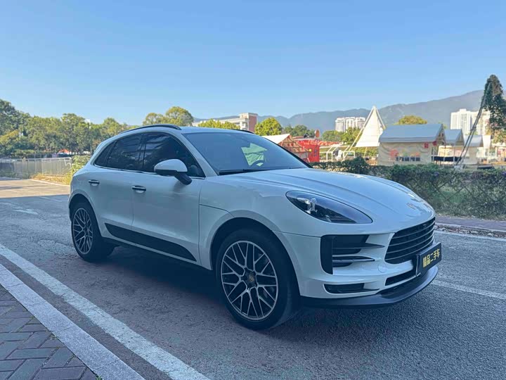 Фото 3 - Porsche Macan