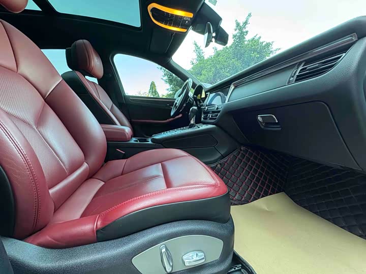 Фото 5 - Porsche Macan