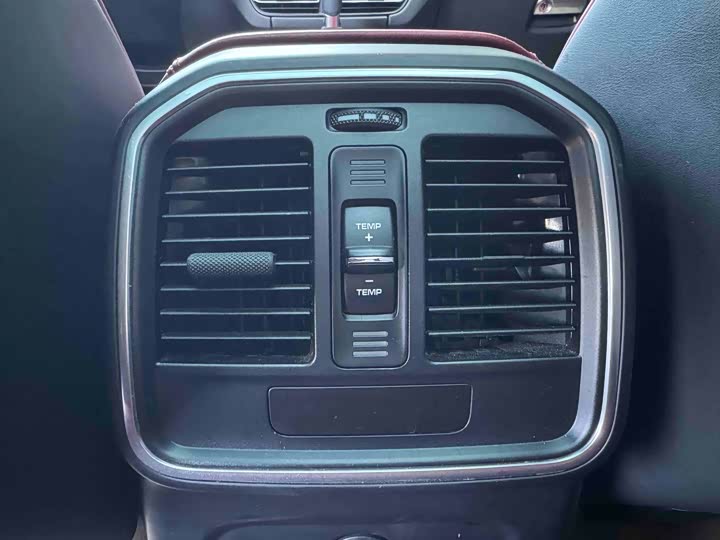 Фото 8 - Porsche Macan