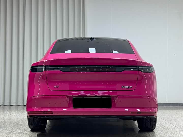 Фото 5 - Nissan N7