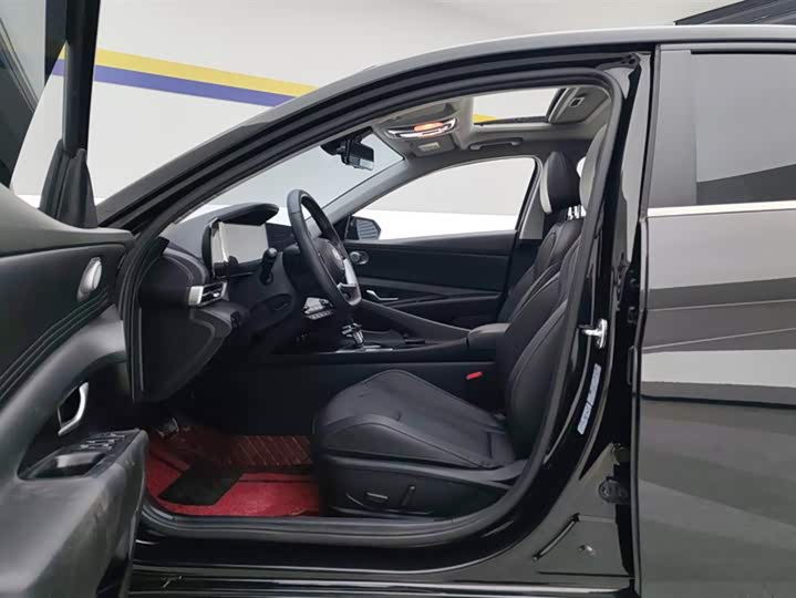 Фото 9 - Hyundai Elantra N line