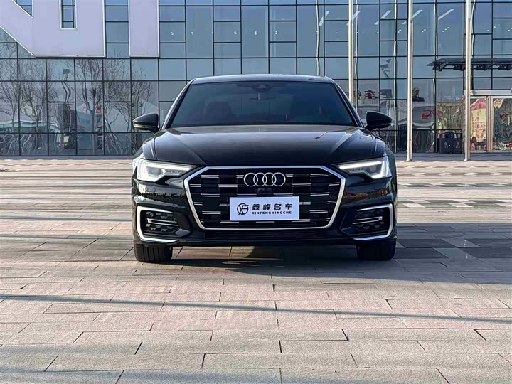 Фото 2 - Audi A6L