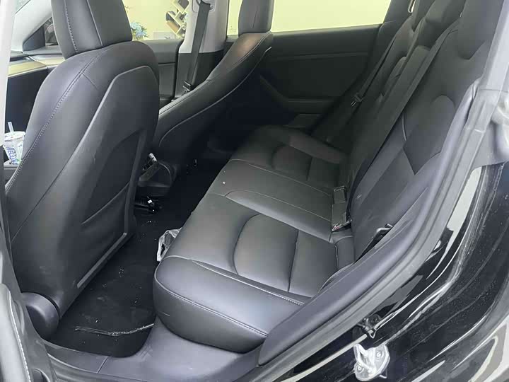 Фото 5 - Tesla Model 3