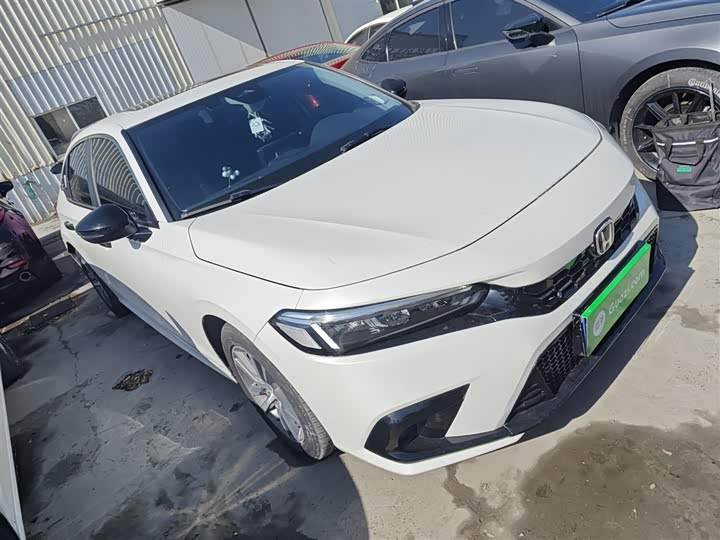 Фото 4 - Honda Civic