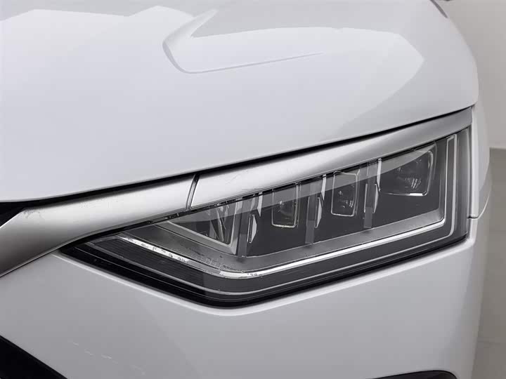 Фото 7 - BYD Han