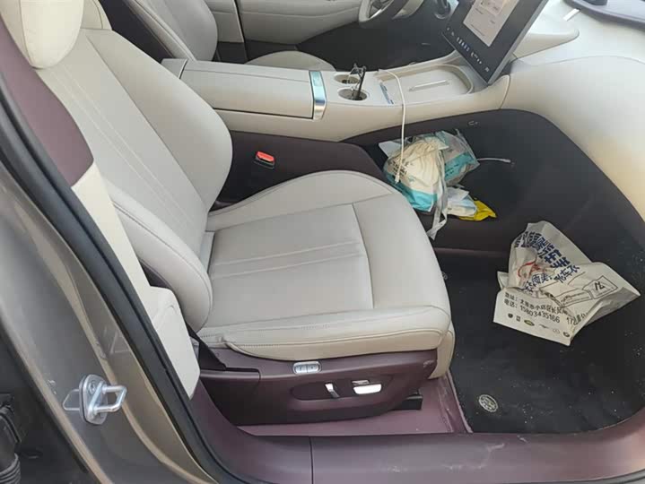 Фото 8 - Xiaomi YU7