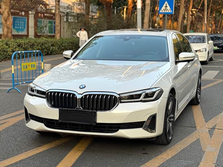 Фото 4 - BMW 5 Series