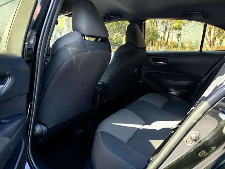 Фото 5 - Toyota Levin