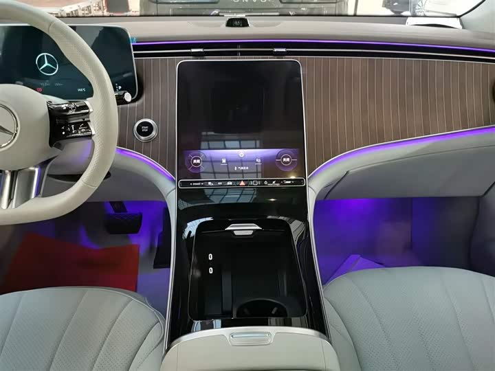 Фото 5 - Mercedes-Benz EQE SUV