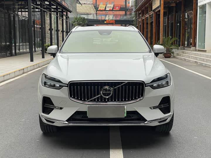 Фото 2 - Volvo XC60 Hybrid