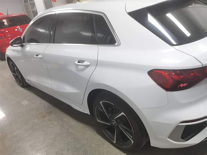 Фото 5 - Audi A3