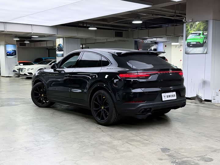 Фото 4 - Porsche Cayenne