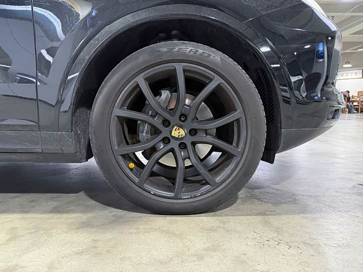 Фото 5 - Porsche Cayenne