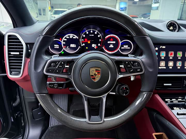 Фото 9 - Porsche Cayenne