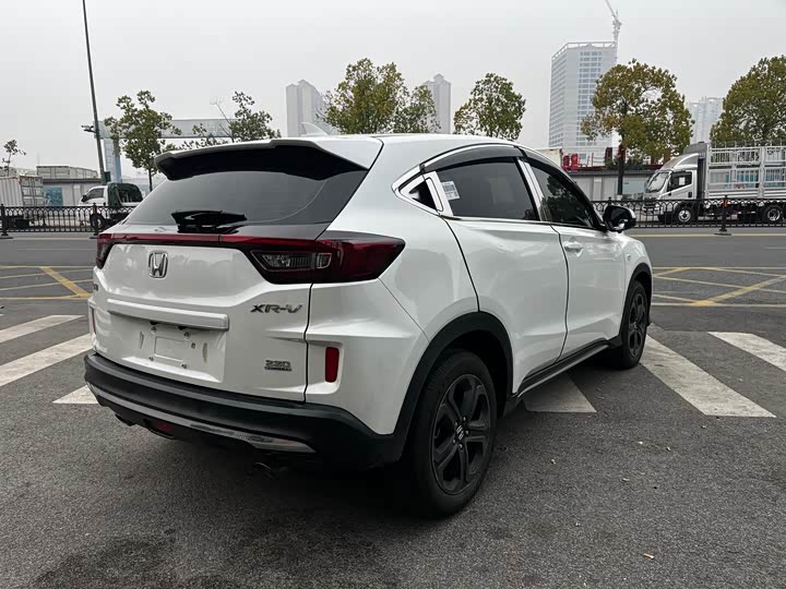 Фото 5 - Honda XR-V