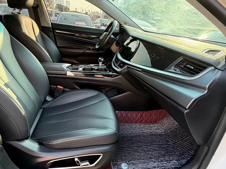 Фото 6 - Geely Emgrand GT