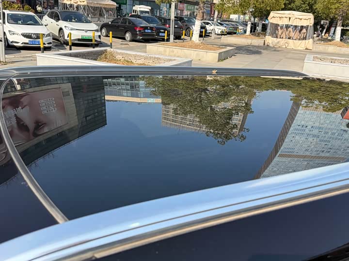 Фото 6 - Geely Icon