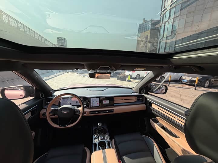 Фото 9 - Geely Icon