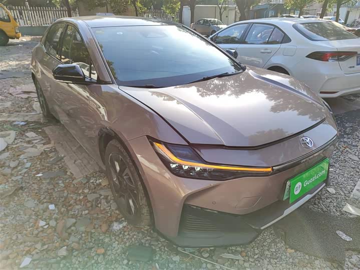 Фото 4 - Toyota bZ3