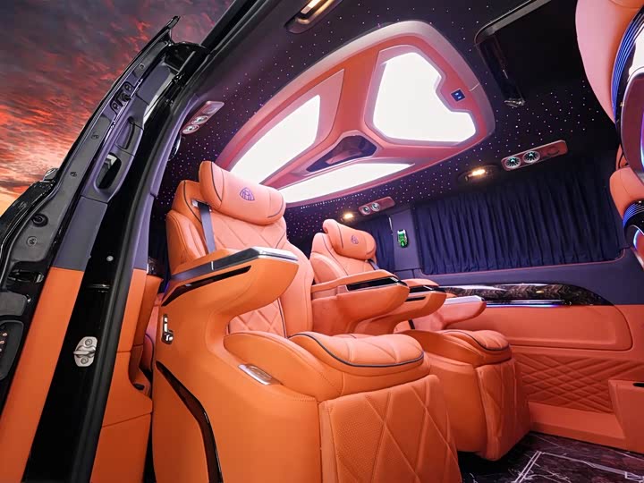 Фото 4 - Mercedes-Benz Vito