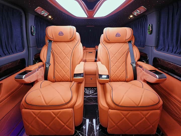 Фото 6 - Mercedes-Benz Vito