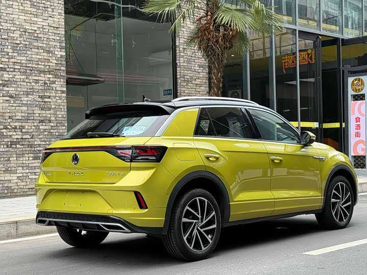 Фото 9 - Volkswagen T-Roc