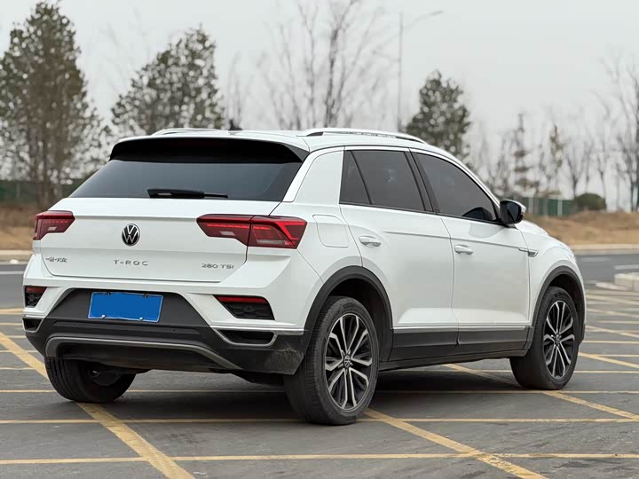Фото 7 - Volkswagen T-Roc