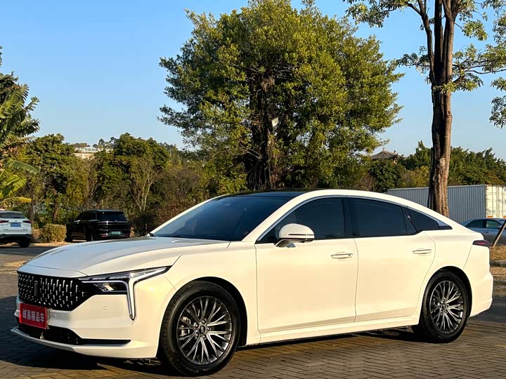 Фото 1 - Bestune B70