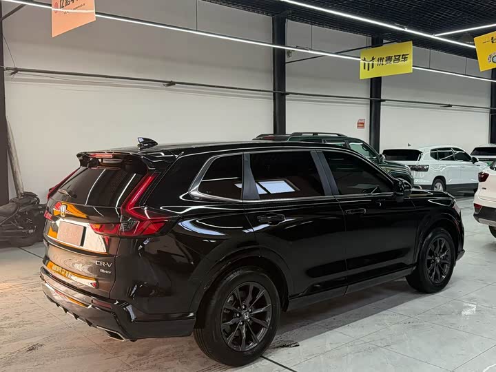 Фото 7 - Honda CR-V