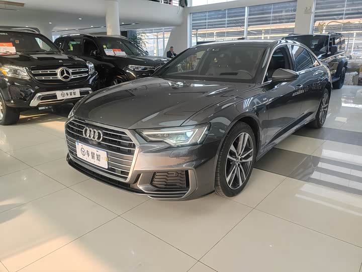 Фото 1 - Audi A6L