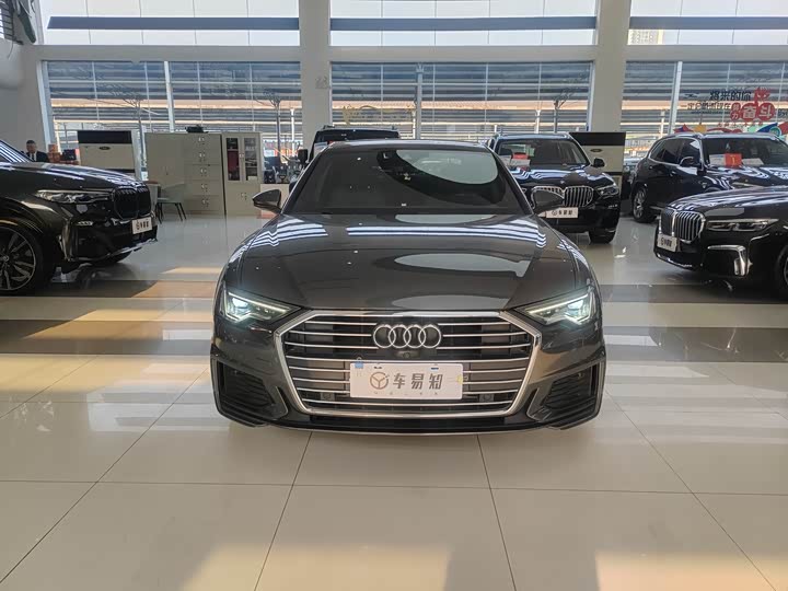 Фото 2 - Audi A6L