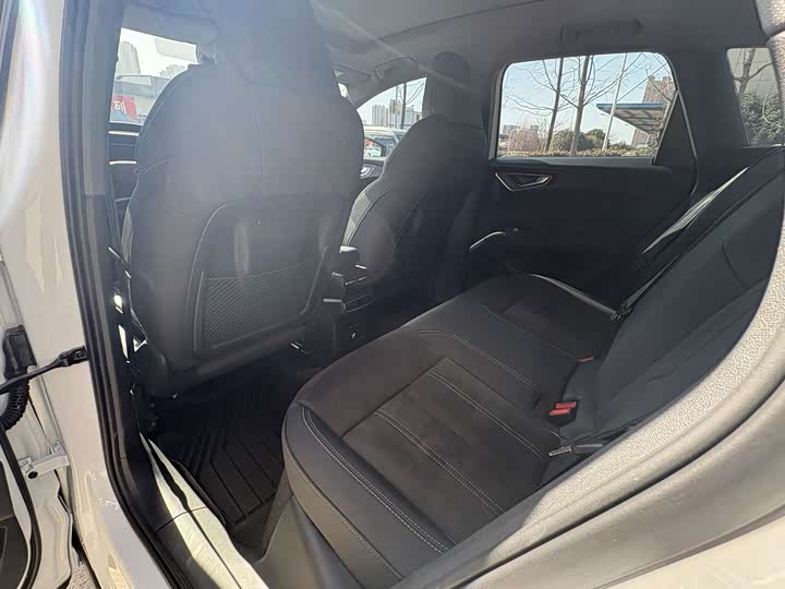 Фото 9 - Audi Q4 e-tron