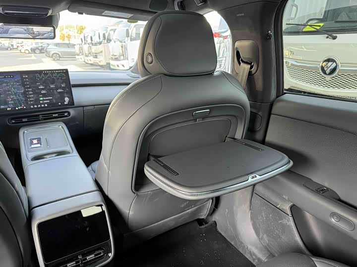 Фото 9 - XPeng F57