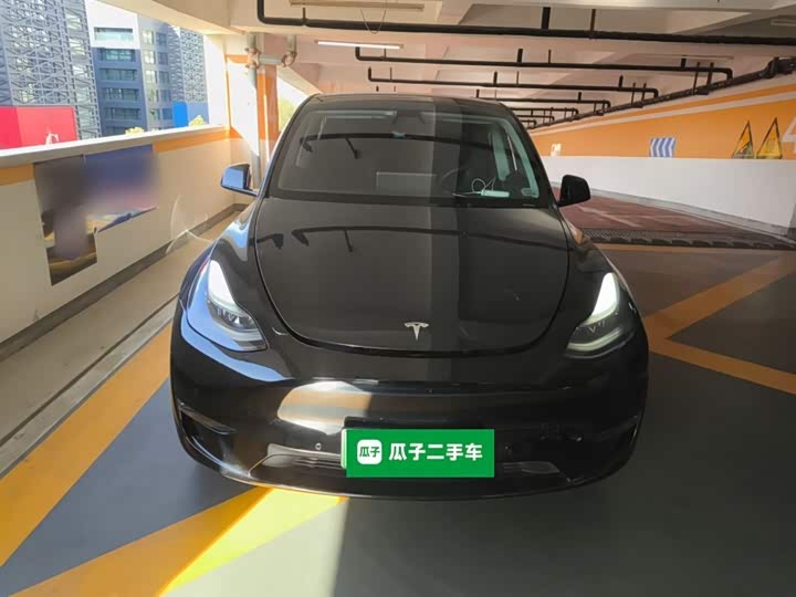 Фото 3 - Tesla Model Y