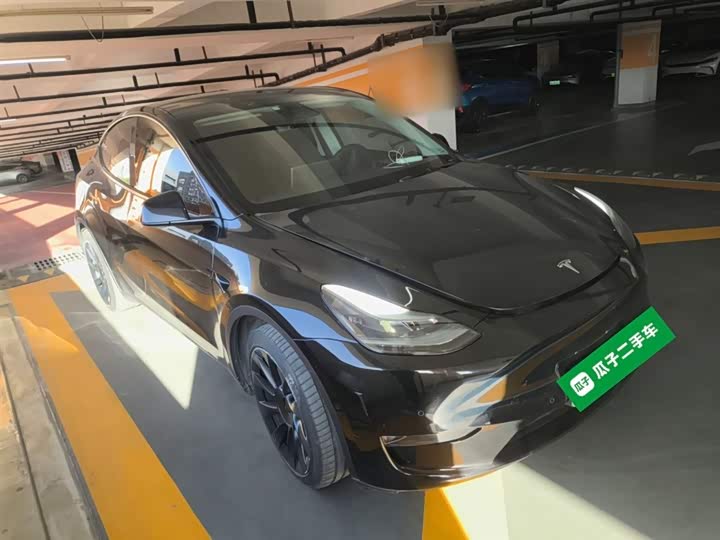 Фото 4 - Tesla Model Y