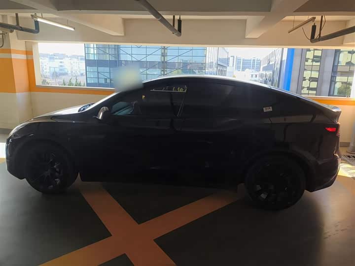 Фото 5 - Tesla Model Y