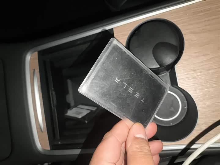 Фото 8 - Tesla Model Y